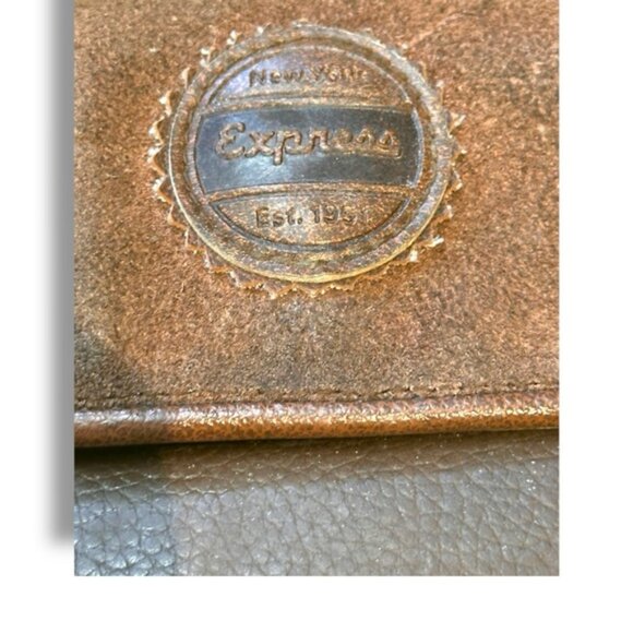 Vintage Women’s Express Full Grain Leather Mini Crossbody - Picture 3 of 11